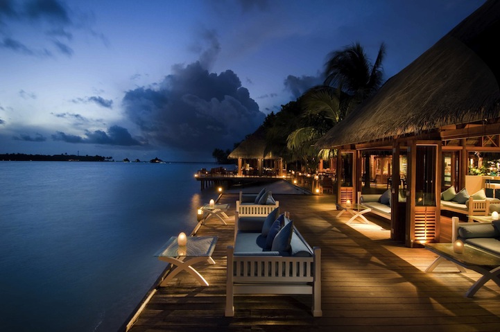 Eindrücke von den Wasservillen des Conrad Maldives Resorts