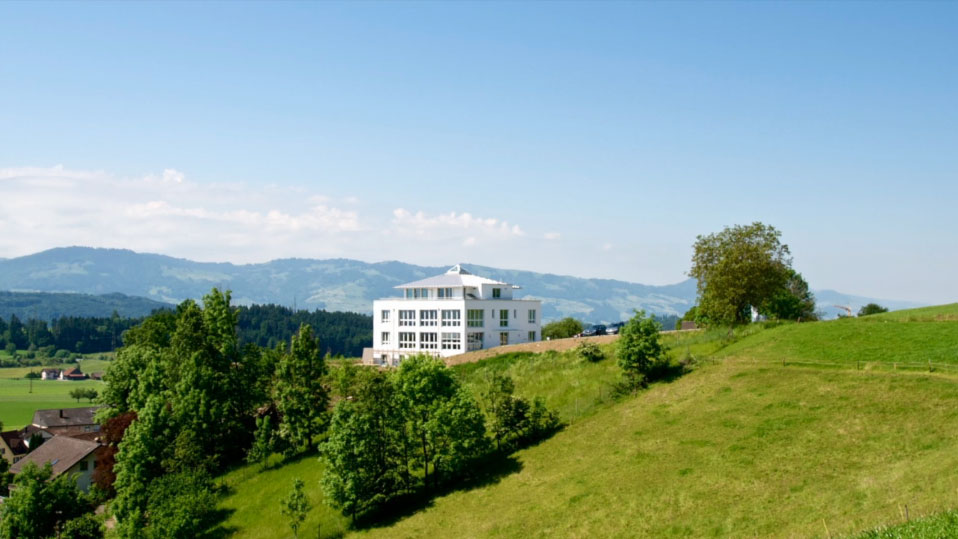 Erstes Bürogebäude in Vastu-Bauweise in der Schweiz