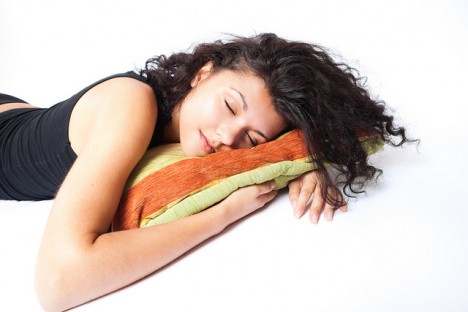 Erholsamer Schlaf bleibt für 35 Prozent aller Deutschen "ein Traum". Das muss nicht sein!