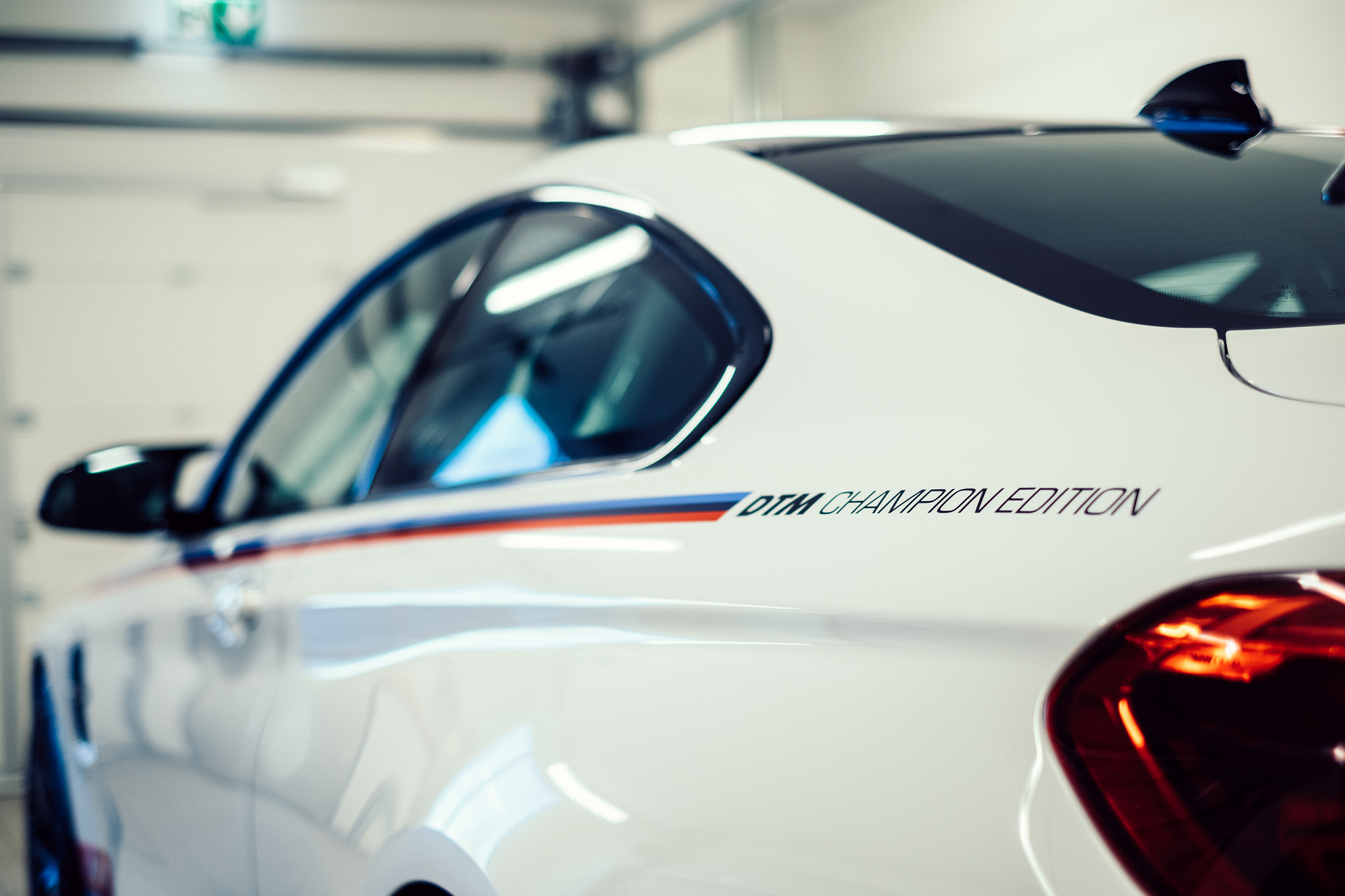 Der BMW M4 DTM Champion Edition ist ein Sportwagen der Extra-Klasse. Foto (C) Kärlis Dambräns / flickr