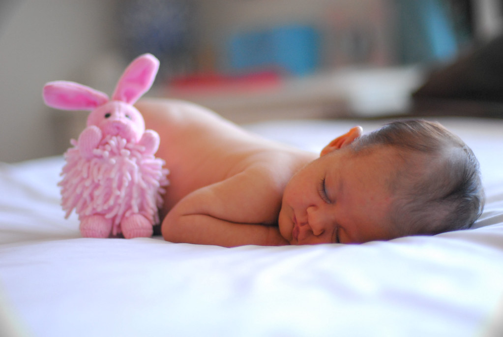 Baby schläft ruhig: Ein Traum für viele Eltern